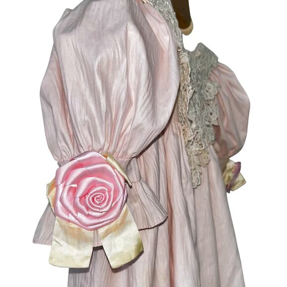 *SOLD SOLD SOLD* Vintage 80s Toddler Dress Pink Satin Lace Girl Party Dress 3T - Picture 11 of 16